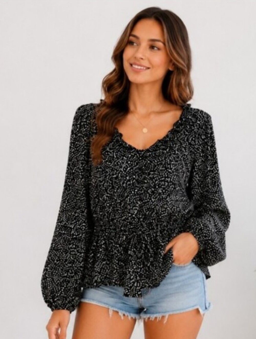 Universal Thread Black Printed Peplum Blouse XL NWT Ruffle Neck Top